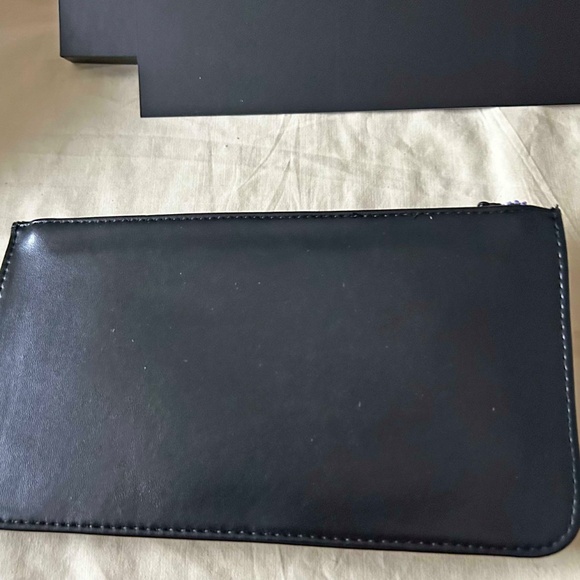 3 MAC COSMETICS CASES GIFT SET, MAC SELECT, BLACK PATENT, NEW IN ORIGINAL BOX, - Picture 2 of 13